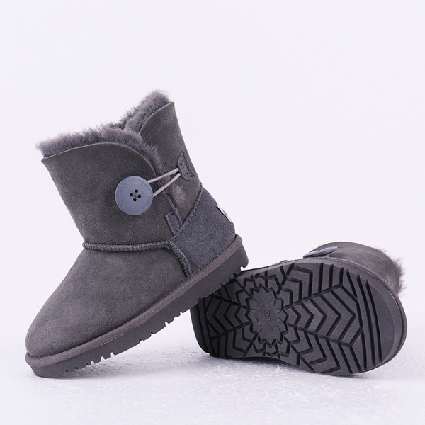 Classics Winter Snow Boots Mid-Calf Warm Outdoor Shoes